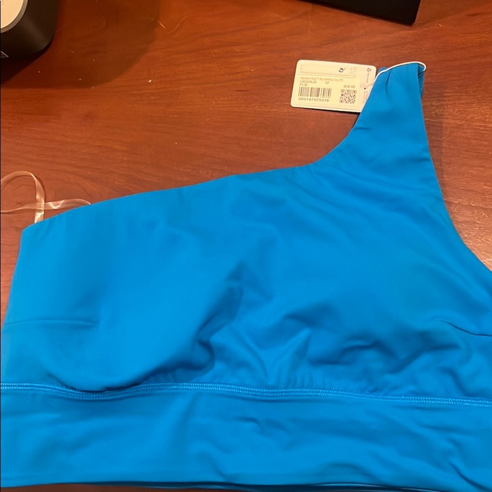 Align asymmetrical bra